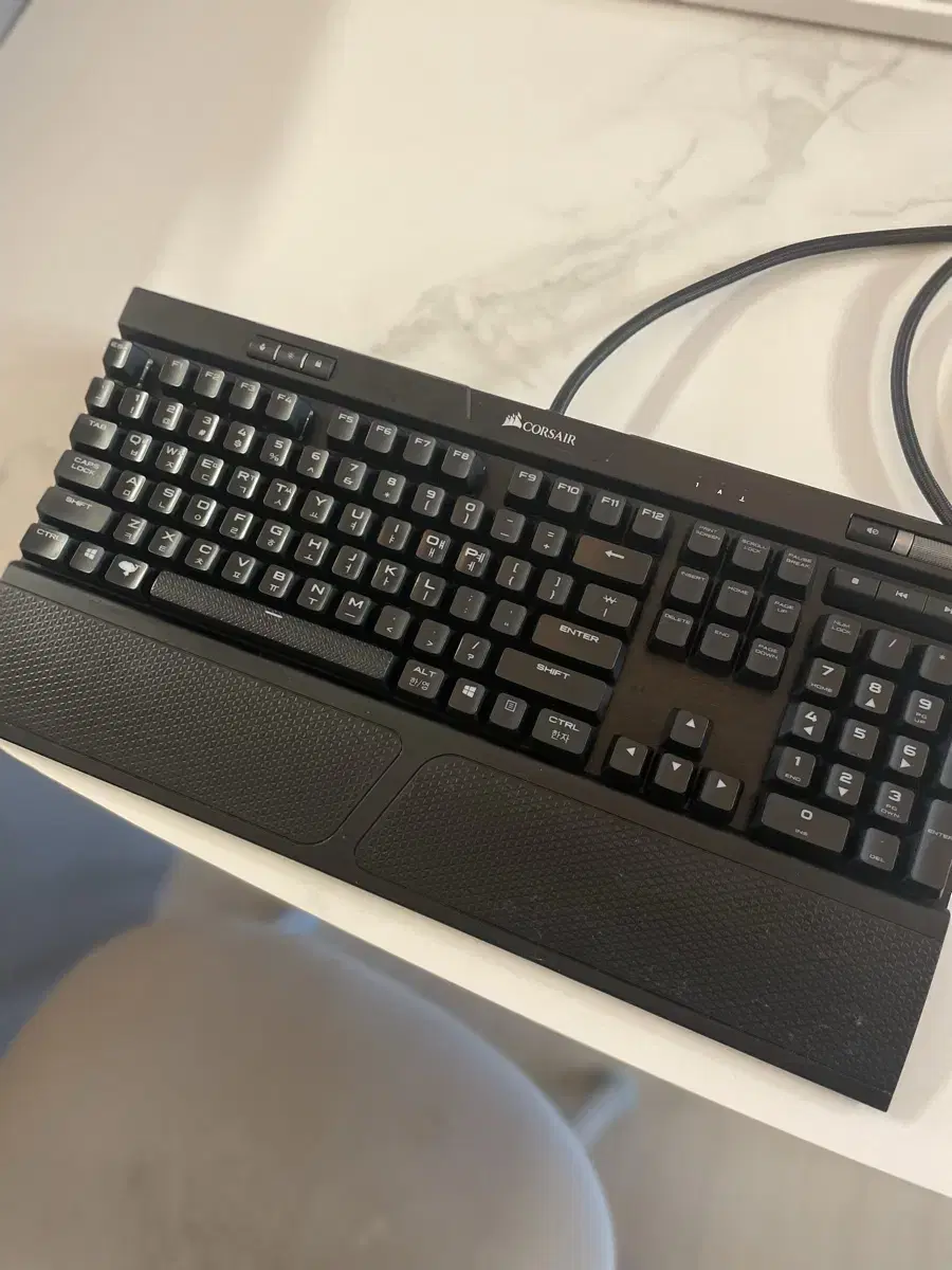 커세어 k70 mk2 청축 상태좋음